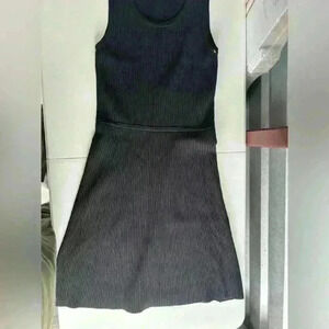 Biana sleeveless dress